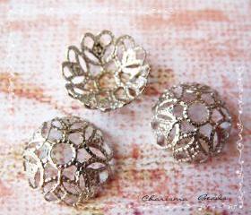 48 Silver Brass Bead Cap, Flower, 12mm in diameter, Hole: 2.3mm.