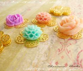 84 Brass Vintage Filigree Caps - Connectors Flower, 26mm, Hole: 1mm