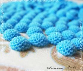 18 Resin Chrysanthemum Mum Flower Cabochons Accessory 10x4.5mm
