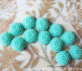 18 Resin Chrysanthemum Mum Flower Cabochons Accessory 10x4.5mm